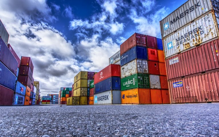 Containers na construção civil: vantagens e desvantagens