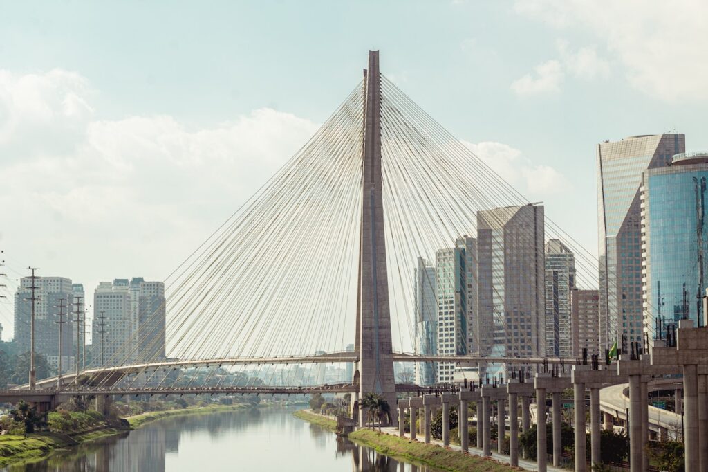 Ponte estaiada